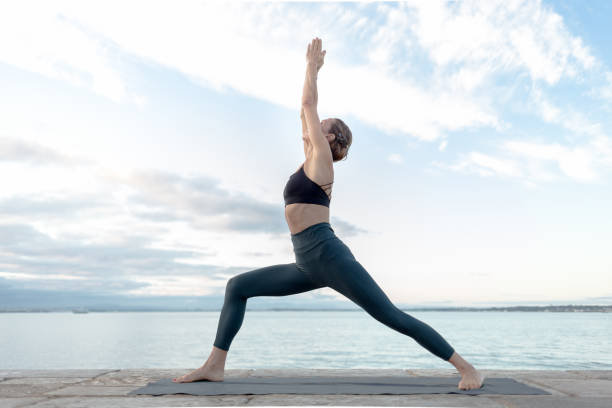 istock Yoga outdoor 1368062547