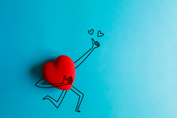 menschliche zeichnung, die soziale medien und gesundes leben auf herzform ausdrückt. - february valentines day heart shape love stock-fotos und bilder