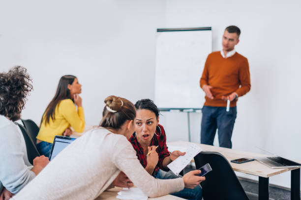 istock Modern business people 1368101189