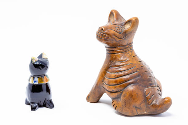 istock Traditional mexican handcrafted cat and dog statues 1368112556