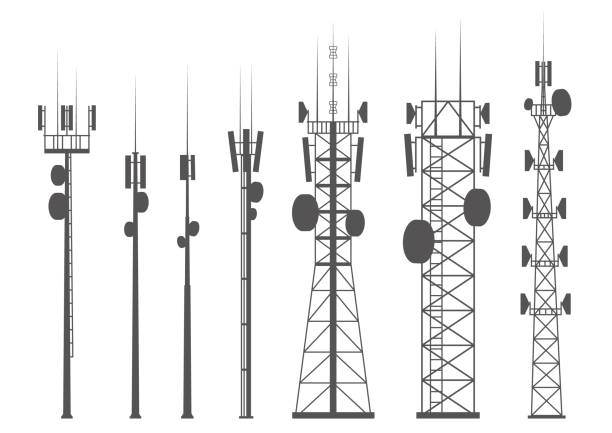 ilustraciones, imágenes clip art, dibujos animados e iconos de stock de silueta de torres celulares de transmisión. torres de comunicaciones móviles y de radio con antenas para conexiones inalámbricas. conjunto de ilustraciones vectoriales de contorno - communications tower