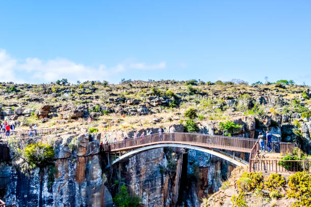 formacja skał w bourke's luck potholes w rezerwacie kanionu blyde na trasie panorama w mpumalanga w republice południowej afryki - prowincja mpumalanga zdjęcia i obrazy z banku zdjęć