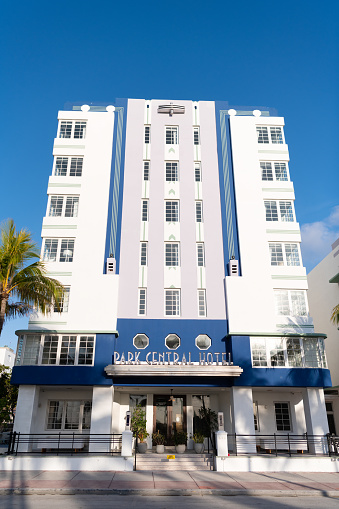 Ocean Drive by the outdoor restaurants, bars, boutiques and luxury hotels in the Art Deco district in South Beach Miami.