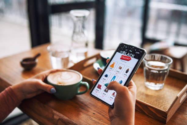 istock Shopping online in cafe. 1368207260