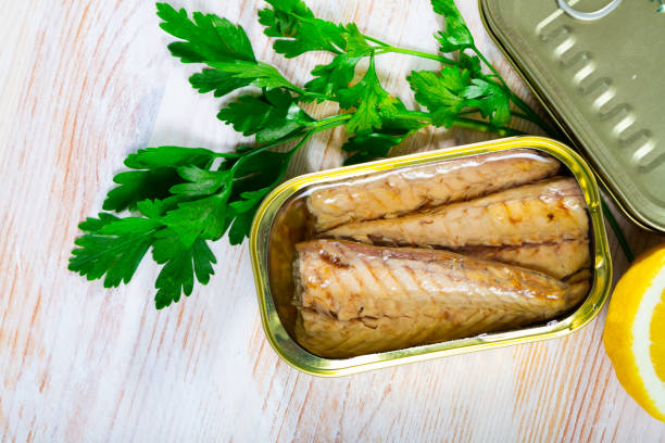istock Mackerel fillets in sunflower oil 1368230403