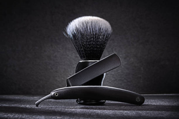 Straight Razor Wallpaper