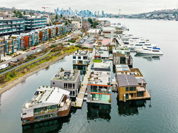 seattle houseboats - nature speedboat seattle houseboat zdjęcia i obrazy z banku zdjęć