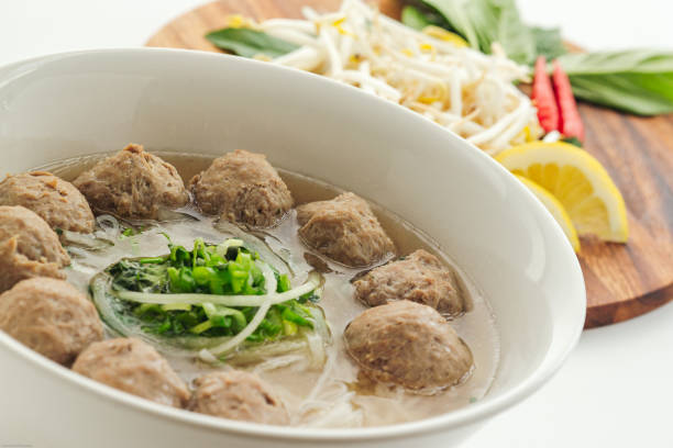 Vietnamese meatball soup