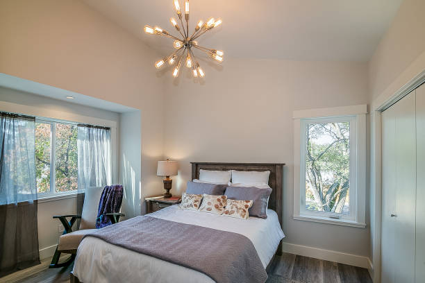 istock Nicely decorated and furnished bedroom 1368333882