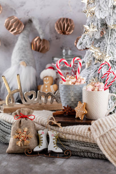 istock Gingerbread with mug of hot chocolate and candy cane. 1368394427