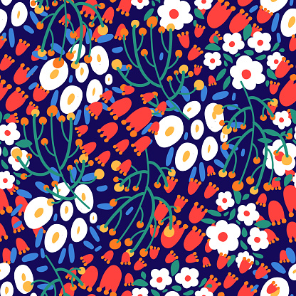 Cute floral seamless pattern with spring flower.