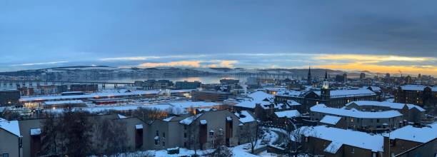 istock Dundee City Skyline - Snowfall (Winter) 1368430878