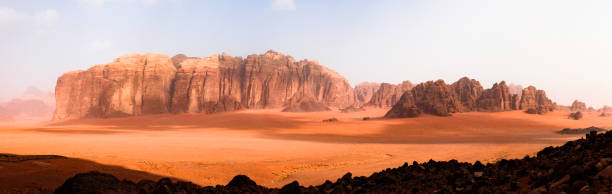 jordania - siq al barid fotografías e imágenes de stock