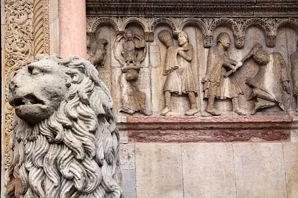 Photo of Modena, Cathedral: lion statue and reliefs by Wiligelmus
