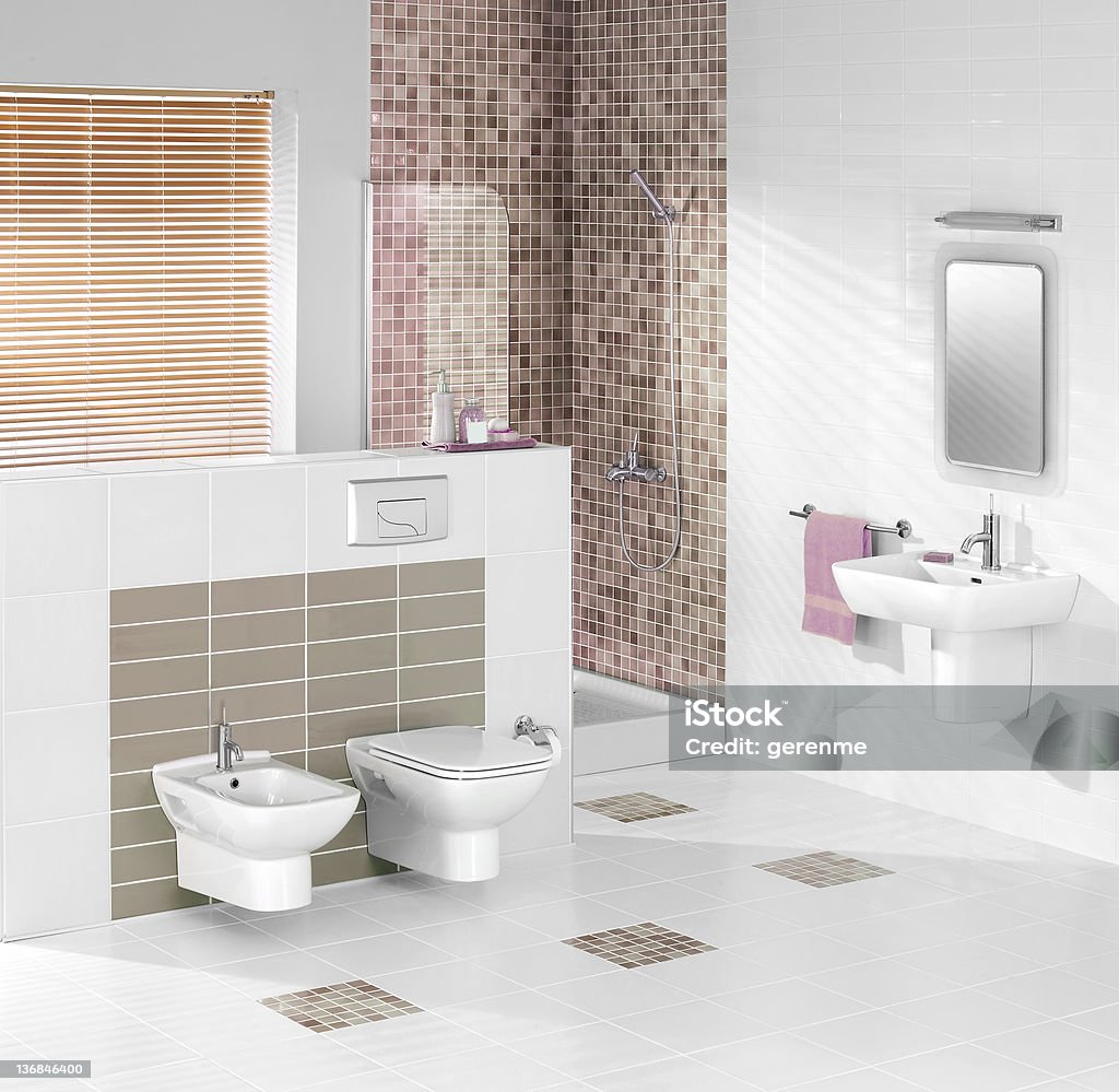 Lusso bagno principale - Foto stock royalty-free di Pavimento di mattonelle