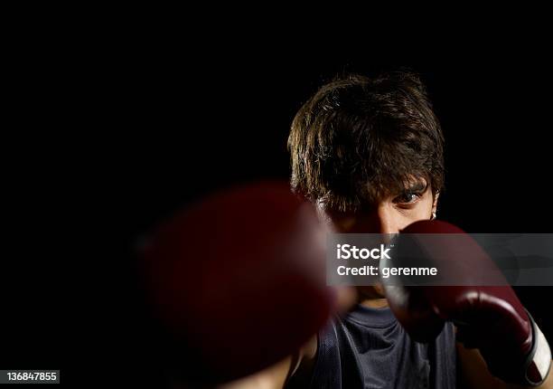 Foto de Boxe e mais fotos de stock de Adulto - Adulto, Boxe - Esporte, Brigar