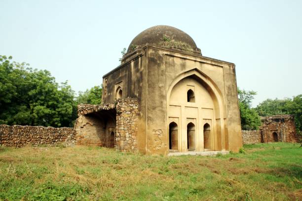 istock Tohfewala Gumbad Mosque, New Delhi 1368499789