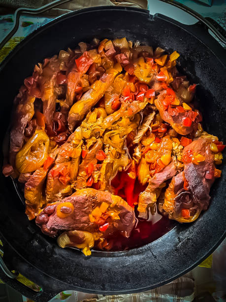 istock Layered meat in the Dutch oven 1368545190