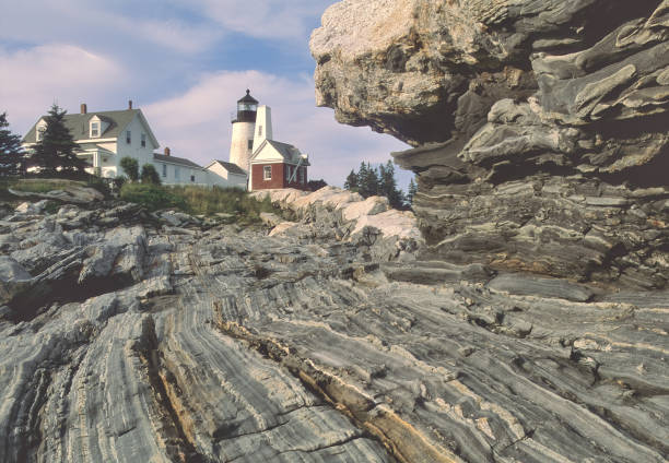 風光明媚なペマキッド ポイント メインの灯台 - pemaquid peninsula lighthouse maine pemaquid point ストックフォトと画像