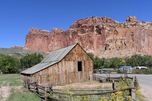 istock Rock formations and barn in Utah National Parks 1368633844