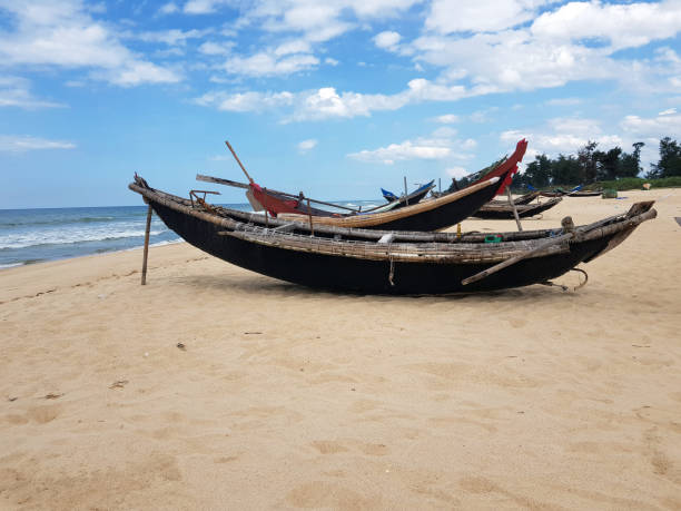 istock Longboat in Vietnam 1368636859
