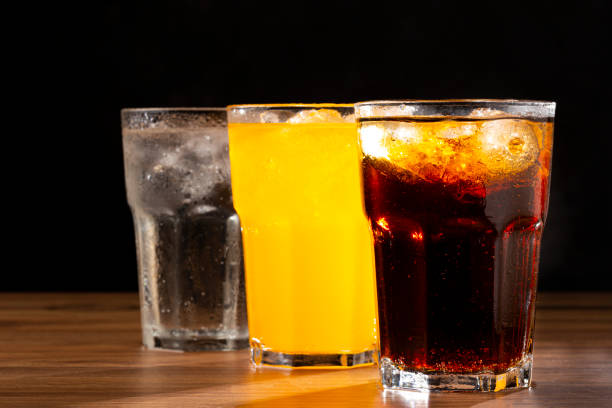 ソーダのグラス - cocktail orange cup juice ストックフォトと画像