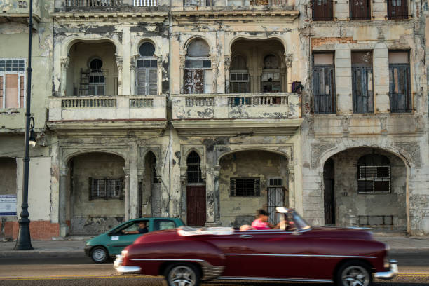 istock Vintage cars in Cuba 1368705533