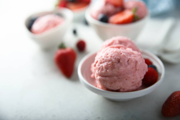 Berry ice cream Homemade red berry ice cream frozen yoghurt stock pictures, royalty-free photos & images