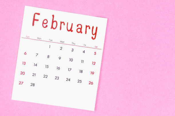 istock May 2022 calendar on pink background. 1368761667