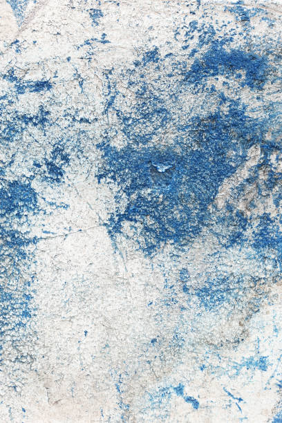 texture abstraite de fond bleu blanc, rugueux, pourriture, écaillé, effet de peinture - paint rough peeling grunge photos et images de collection