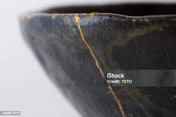 Kintsugi Stock Photo - Download Image Now - Kintsugi, Pottery, Ceramics