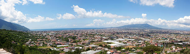 istock Panoramic View of Naples and Volcano Vesuvio 136893134