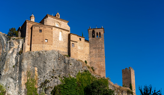 Iglesia de Alquezar Colegiata Santa Maria la Mayor en el Somontano de Barbastro en Huesca de Aragón photo