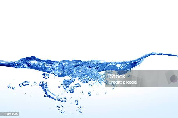 Blaue Wasser Planschen Wellen Und Wasser Stockfoto und mehr Bilder von Bewegung - Bewegung, Blase - Physikalischer Zustand, Blau