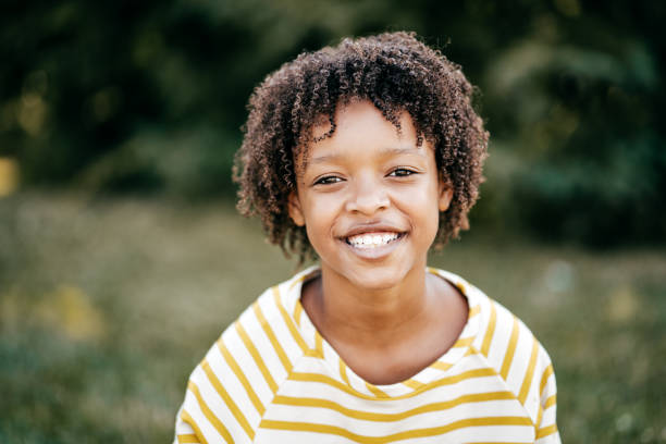 istock Smiling girl portrait 1368938108