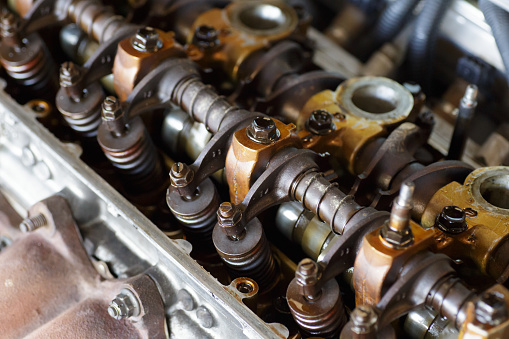 maintenance and adjusting valves clearance Car