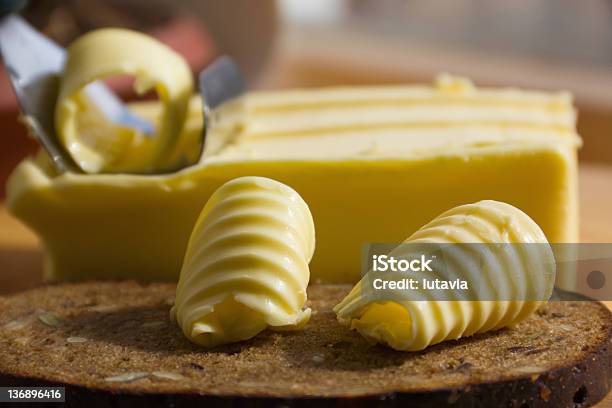 Foto de De Manteiga e mais fotos de stock de Manteiga - Manteiga, Derreter, Legume