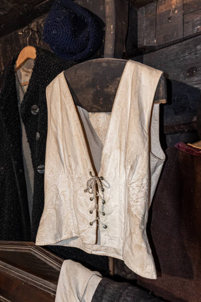 istock Antique corset den dirty white 1368988785