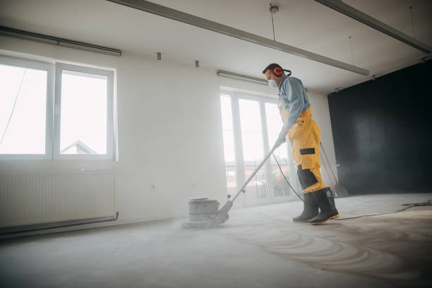 istock Special machine polishes the floor 1368992159