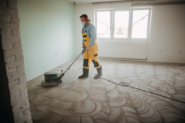 istock Special machine polishes the floor 1368992193