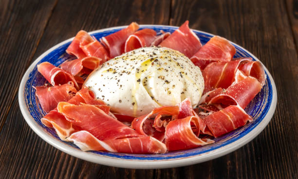 istock Antipasto with prosciutto and mozzarella 1369032948