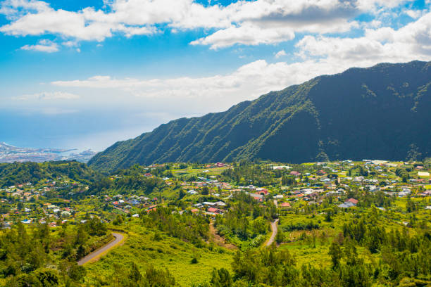 Dos d'Ane Valley , Reunion Island Dos d'Ane Valley A sunny day in Reunion Island, ascending to the Roche Ecrite in Mafate cirque. réunion stock pictures, royalty-free photos & images