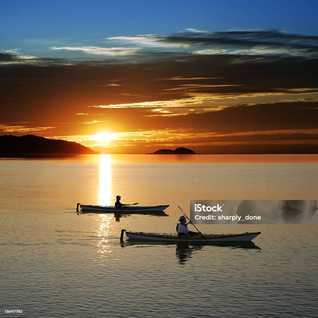 Pôr do sol de caiaque - Royalty-free Lago Superior Foto de stock