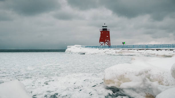 istock Charlevoix Michigan Lighthouse in Winter 1369196860
