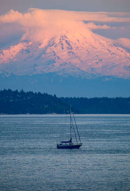 istock Sunset on Mount Rainer from downtown Seattle, Washington 1369205819