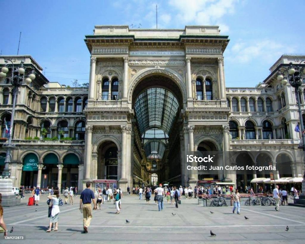 The Galleria Vittorio Emanuele II, Milán, Italia Milan Stock Photo
