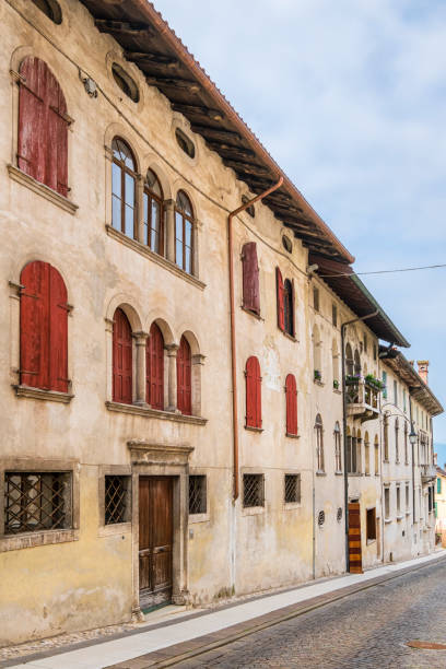 istock Feltre, via Mezzaterra (Veneto, Italy) 1369268111
