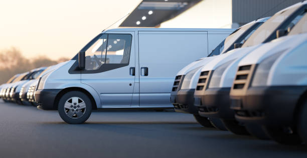 conceito de serviço de entrega expressa e remessa - truck parking horizontal shipping - fotografias e filmes do acervo