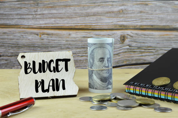 istock Wooden tag written with text BUDGET PLAN. Business concept. 1369285130
