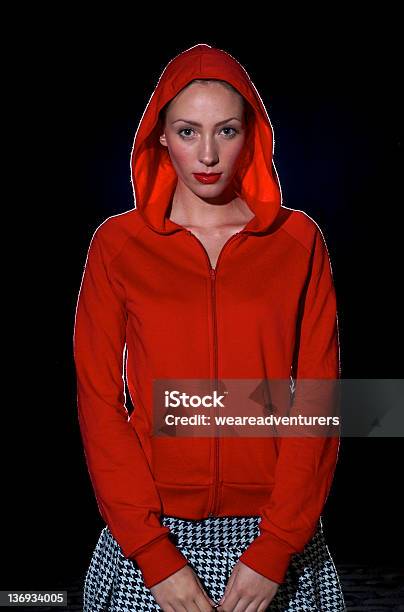 Red Riding Hood - Fotografie stock e altre immagini di Donne - Donne, Maglia con cappuccio, Bambino